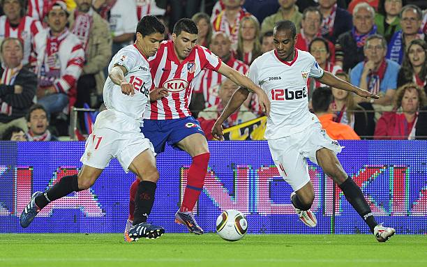 她能继续在 她能继续在